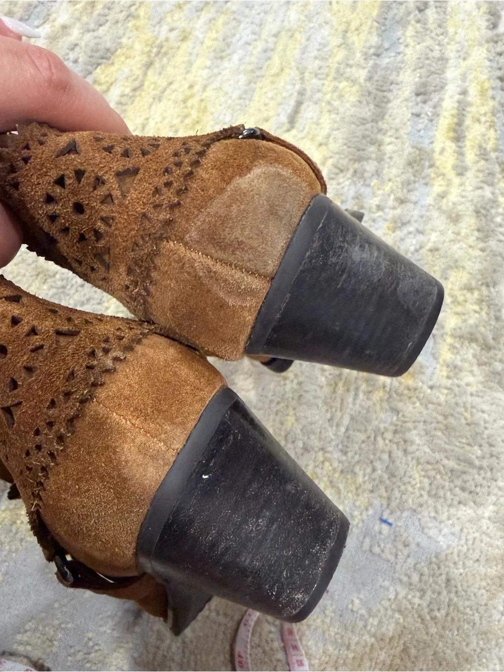 Me Too Vintage Brown Suede Western Ankle Boots Size 6.5 Pointed Toe Boho - Picture 8 of 8